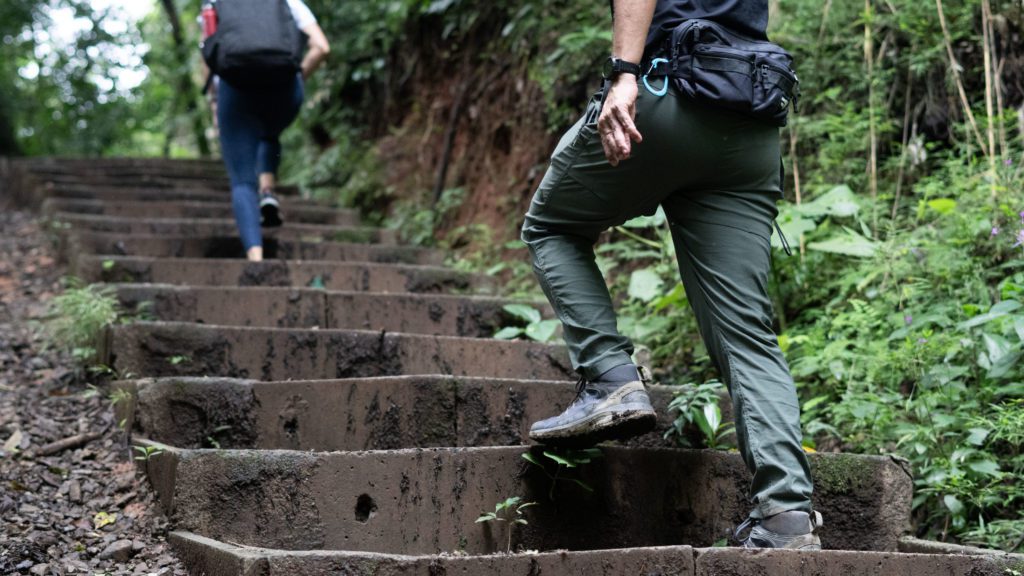 walking shoes costa rica